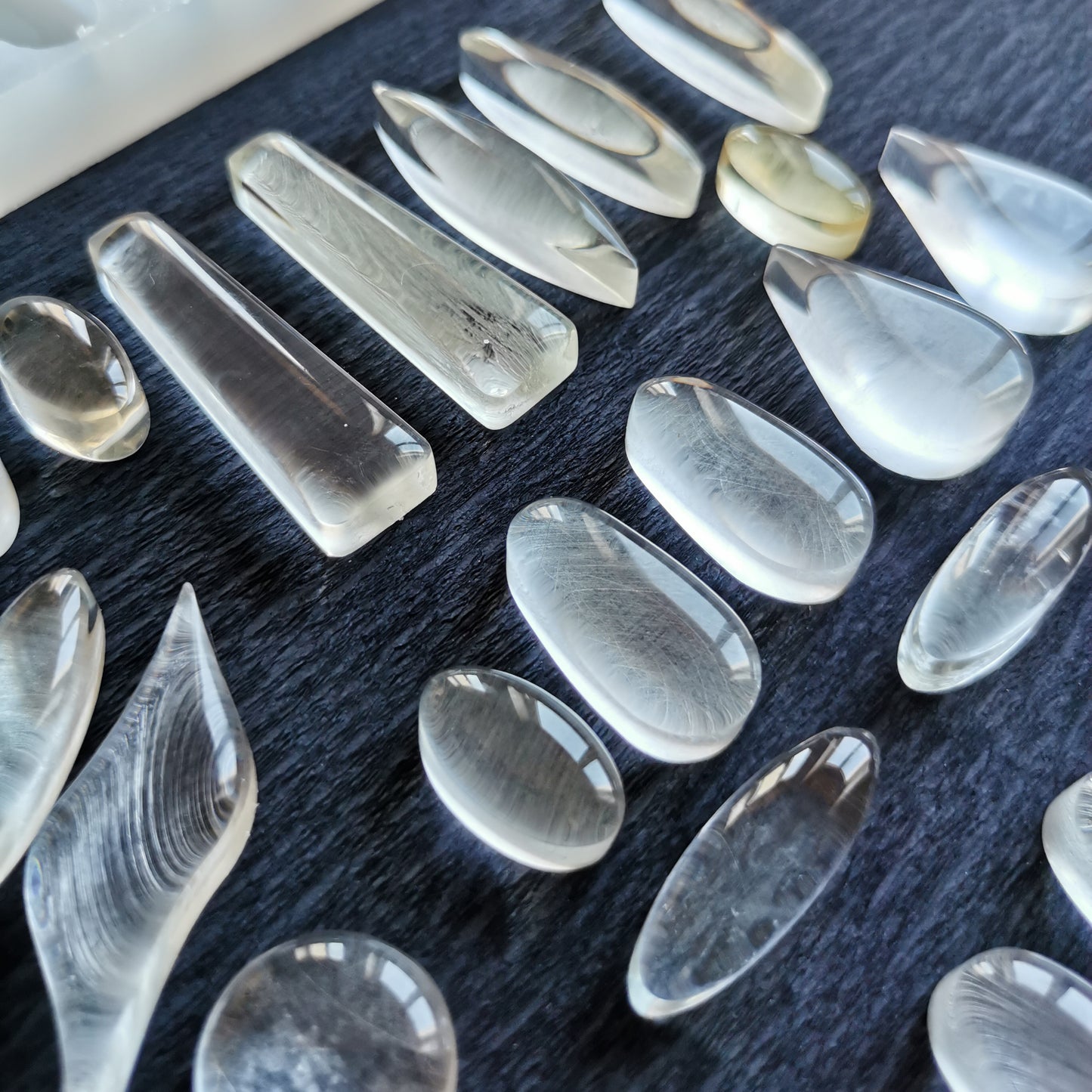 48-in-1 Resin Silicone Mold For Unique Jewelry Pieces